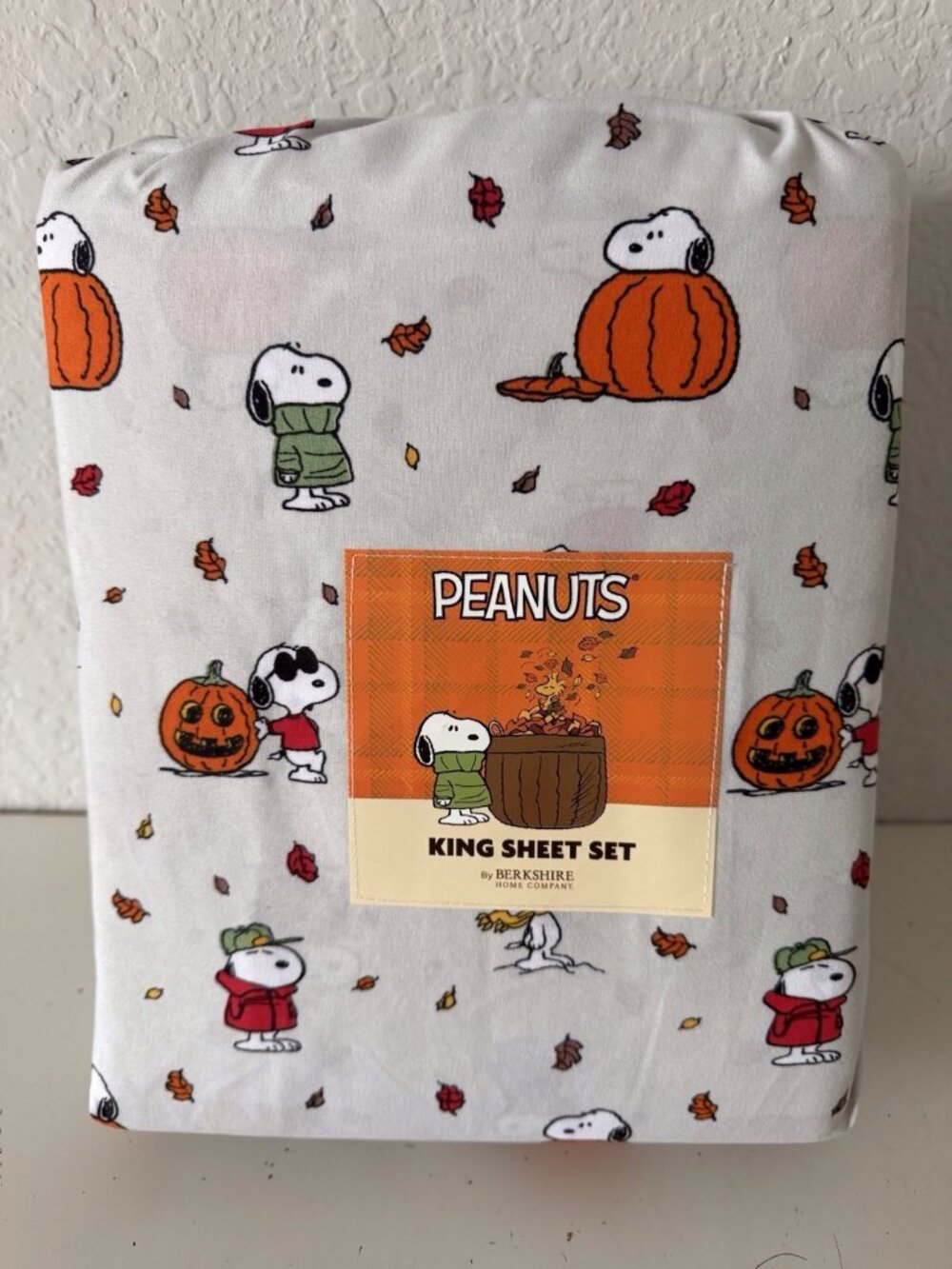 Peanuts Snoopy In a Chunky Sweater Autumn Fall Pumpkin Sheet Set KING SIZE Soft